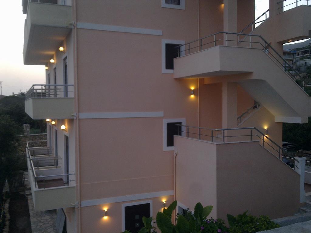 Hotel Imperial Dhermi Exterior photo